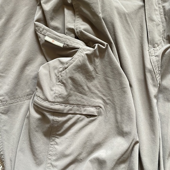 Royal Robbins Adjustable Waist Tan Cargo Pants - Picture 3 of 7